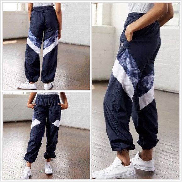 CHAMPION Nylon Warm-Up Joggers Pants sz Small - Picture 1 of 14